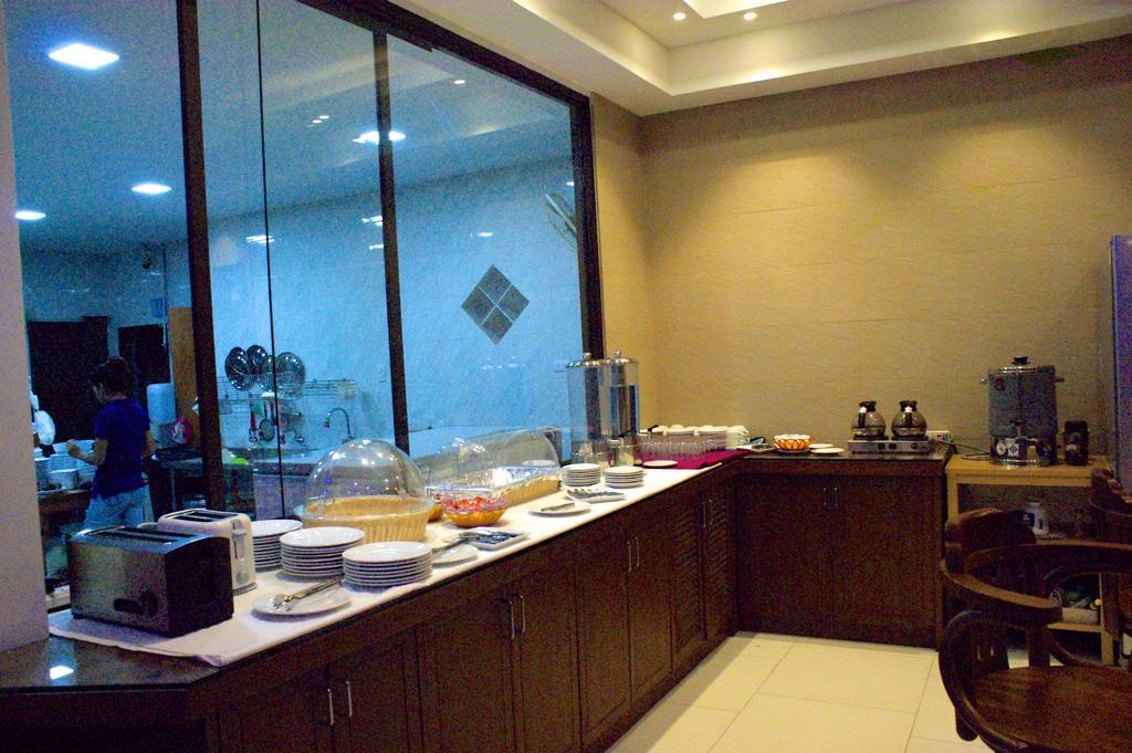 Orchid Resortel Patong Ngoại thất bức ảnh
